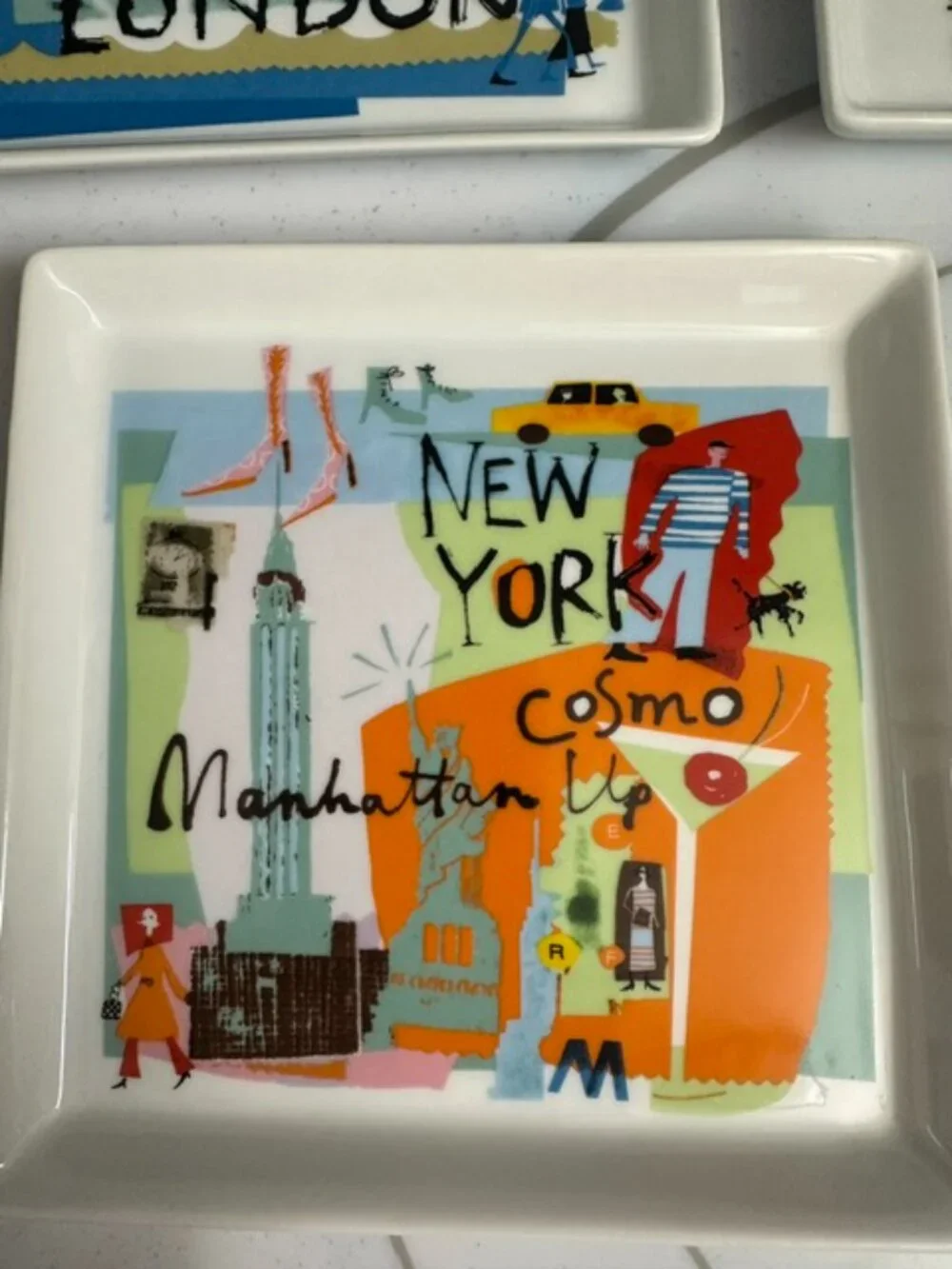 Crate & Barrel Cityscape Square Appetizer Plates – Set of 6   City Scenes • Cera